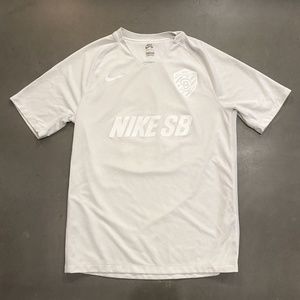 Nike SB Footie Soccer Jersey “Triple White” Men’s Size Medium(RARE) [744034-100]